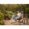 Závesné skladacie kreslopre dvoch Garden Line LUVO s vankúšom v záhrade 01