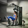Posilňovacia veža Adidas Home Gym s leg pressom - cvičenie