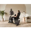 Eliptický trenažér Spirit Fitness XBR55 Black ENT cvičenie